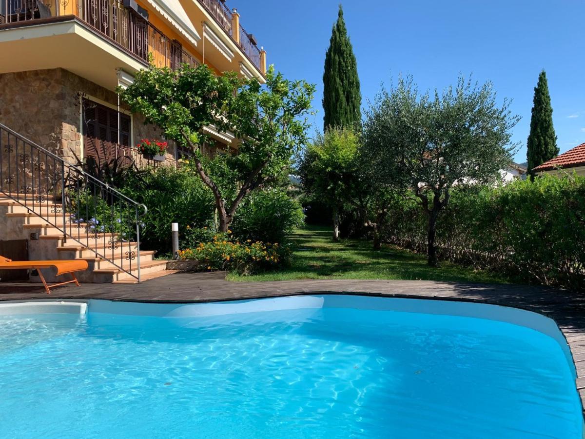 Villa Pineland Borghetto Santo Spirito Exterior foto
