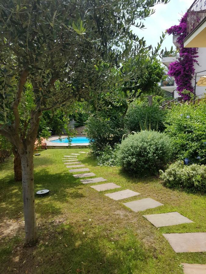 Villa Pineland Borghetto Santo Spirito Exterior foto