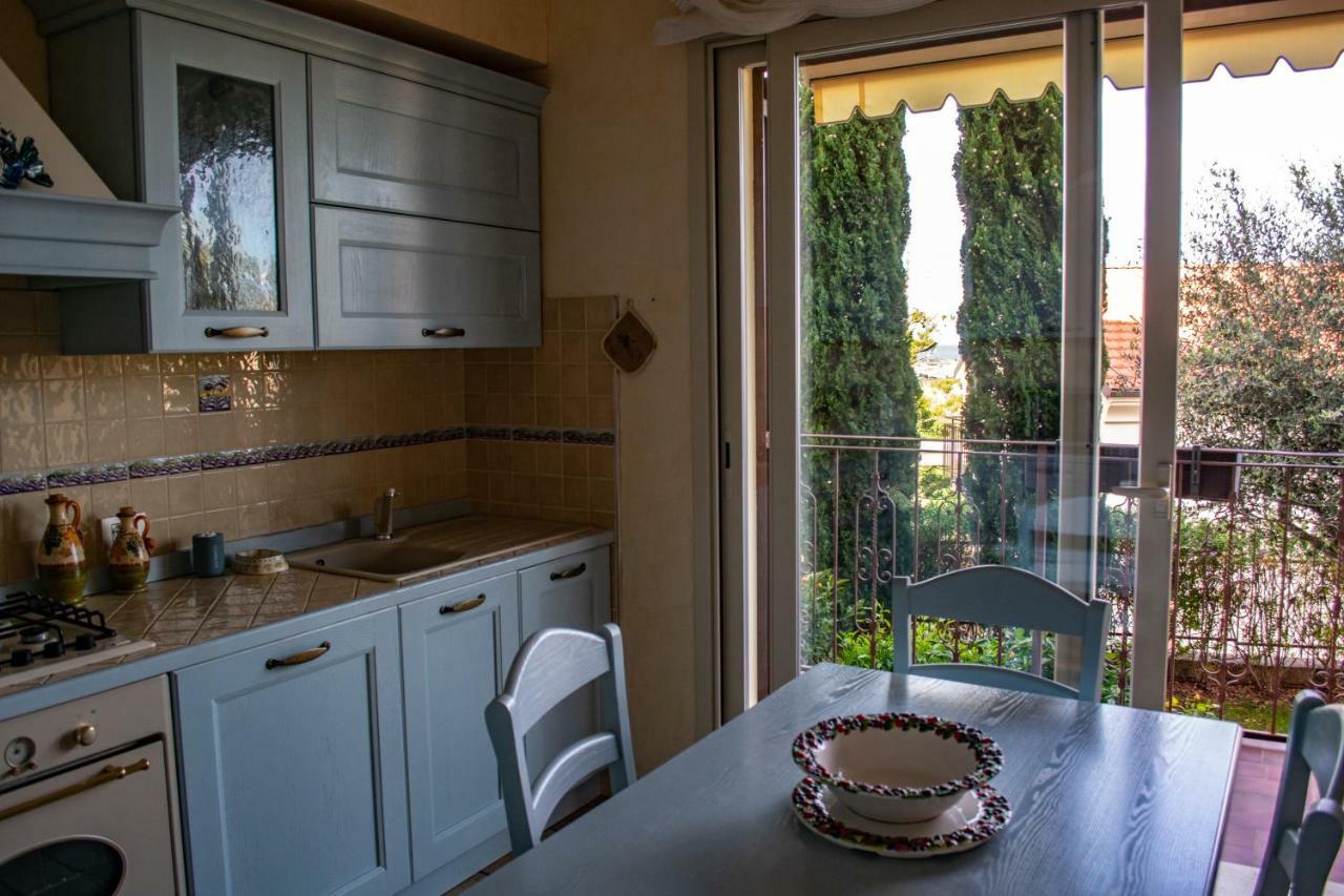 Villa Pineland Borghetto Santo Spirito Exterior foto